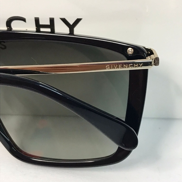 💯original Givenchy Grey Gradient Square Ladies Sunglasses GV 7146/G/S 62/11. - Picture 8 of 13